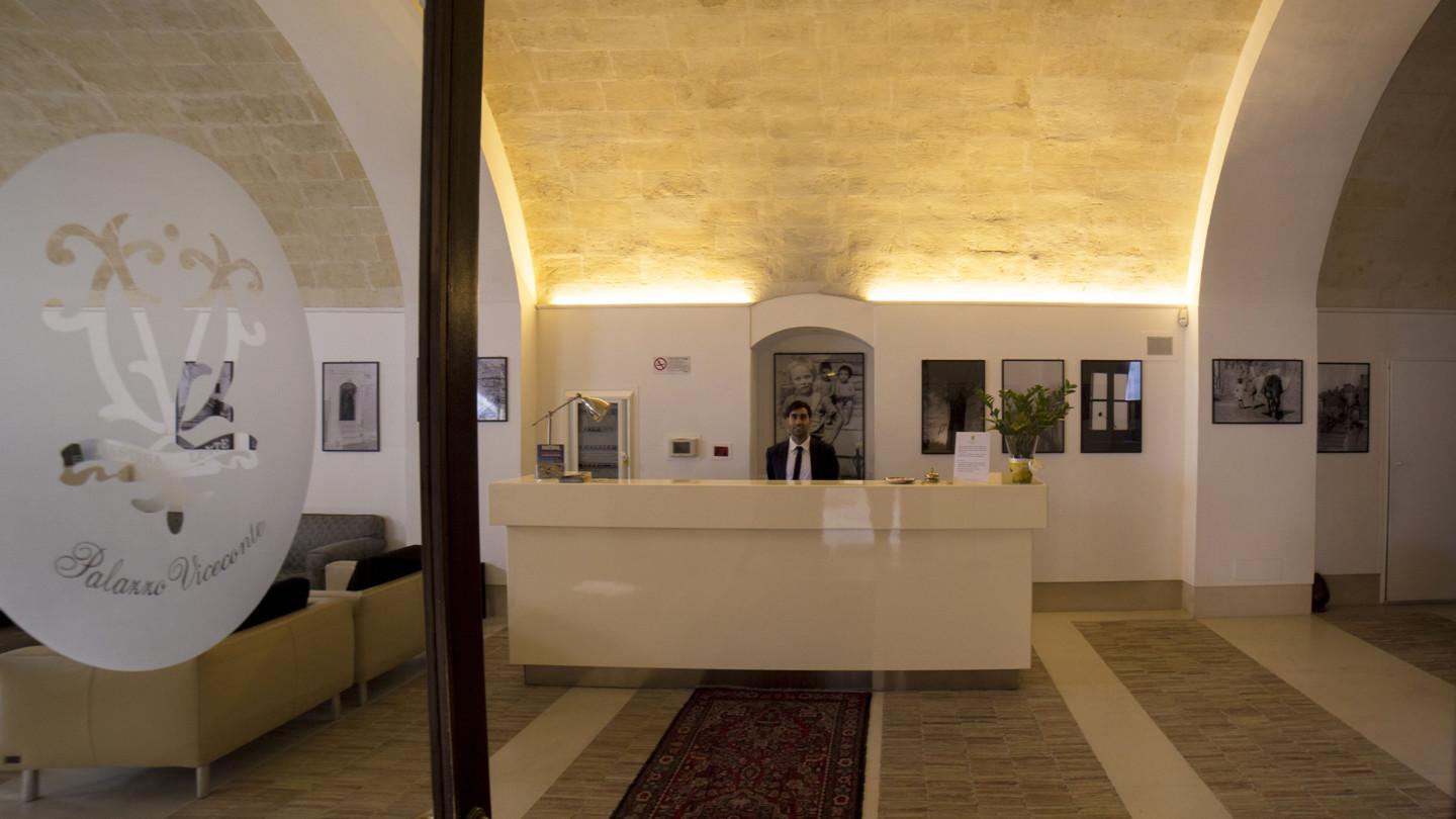 Palazzo Viceconte Hotel Matera Bagian luar foto