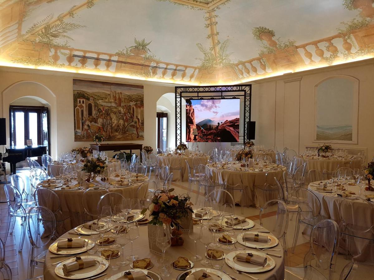 Palazzo Viceconte Hotel Matera Bagian luar foto